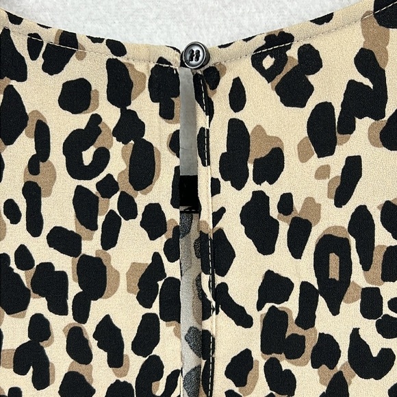 Halogen Women’s Blouse Size Large 100% Polyester Leopard Print Black/Taupe/Tan - Picture 4 of 9